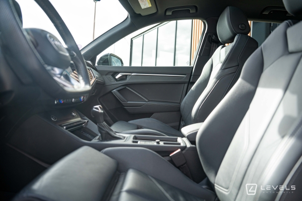 Audi Q3 45 TFSIe 245 ch S-Line S-TRONIC 6