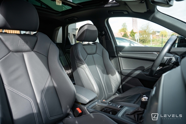 Audi Q3 45 TFSIe 245 ch S-Line S-TRONIC 6