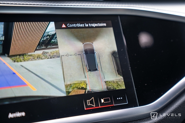 Audi Q3 45 TFSIe 245 ch S-Line S-TRONIC 6