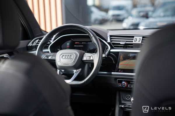 Audi Q3 45 TFSIe 245 ch S-Line S-TRONIC 6