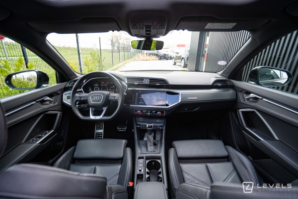 Audi Q3 45 TFSIe 245 ch S-Line S-TRONIC 6