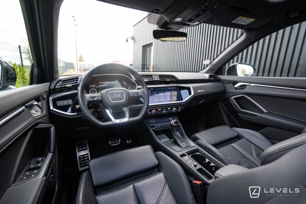 Audi Q3 45 TFSIe 245 ch S-Line S-TRONIC 6