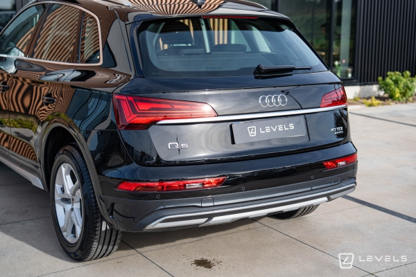 Audi Q5 2.0 TDI 204 Ch Hybride Quattro Design S Tronic 7