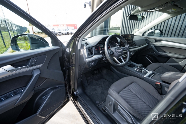 Audi Q5 2.0 TDI 204 Ch Hybride Quattro Design S Tronic 7