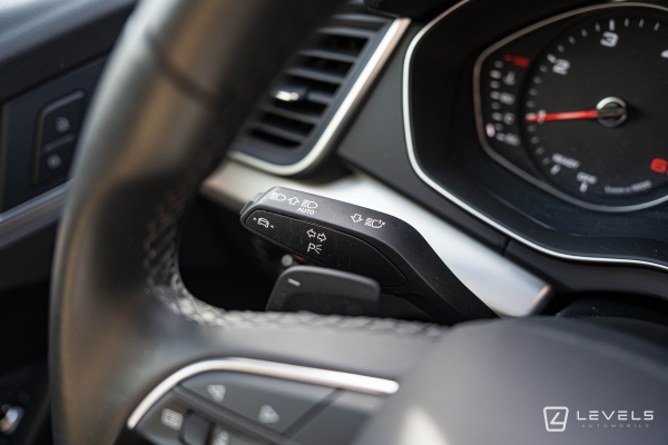 Audi Q5 2.0 TDI 204 Ch Hybride Quattro Design S Tronic 7