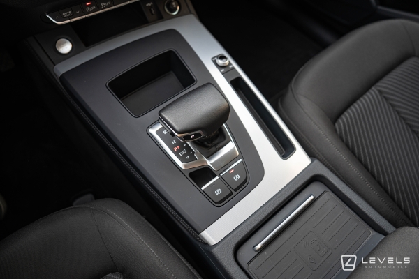 Audi Q5 2.0 TDI 204 Ch Hybride Quattro Design S Tronic 7