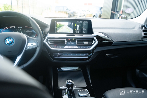 BMW X3 xDrive30e 292 ch Business Design BVA8