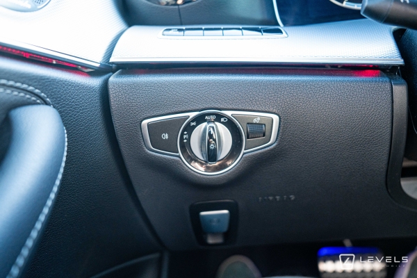 Mercedes Classe E 200D 160 Ch  AMG LINE