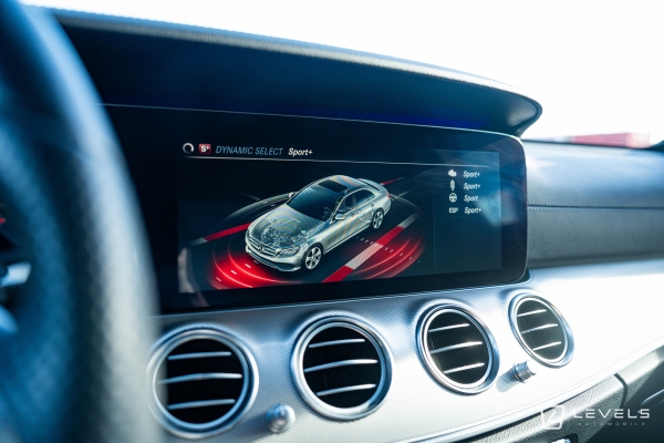 Mercedes Classe E 200D 160 Ch  AMG LINE