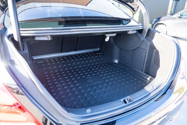 Mercedes Classe E 200D 160 Ch  AMG LINE