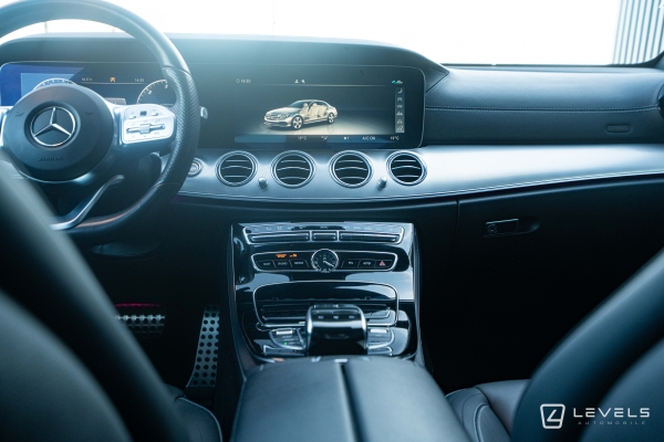 Mercedes Classe E 200D 160 Ch  AMG LINE