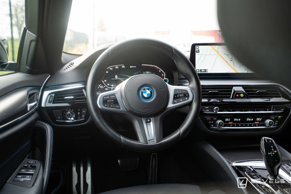 BMW Série 5 Touring 530e xDrive 292 ch M Sport BVA8