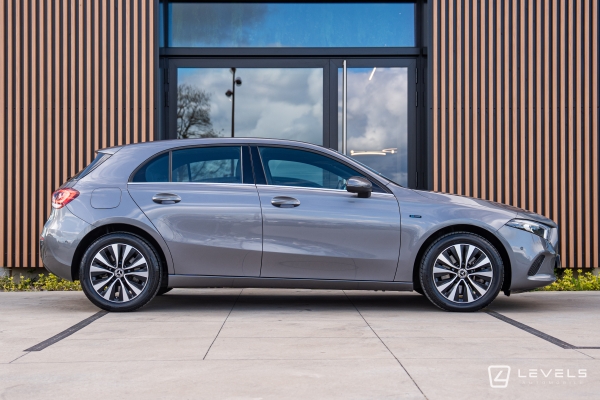 Mercedes Classe A 250e Progressive Line 8G DCT