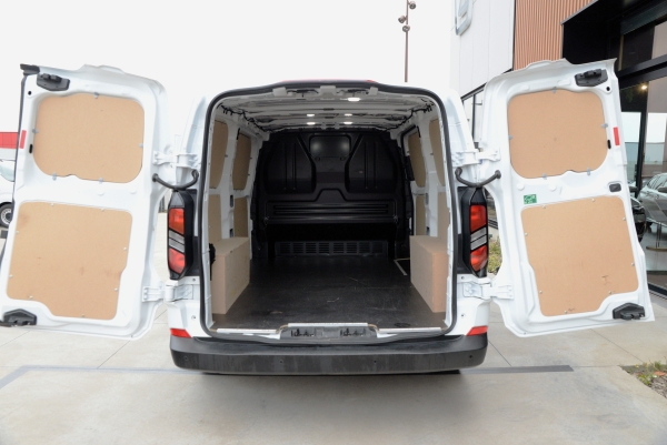 Utilitaire FORD Transit Custom 136ch Fourgon tôlé 280 L1H1 2.0 EcoBlue 25825€ HT