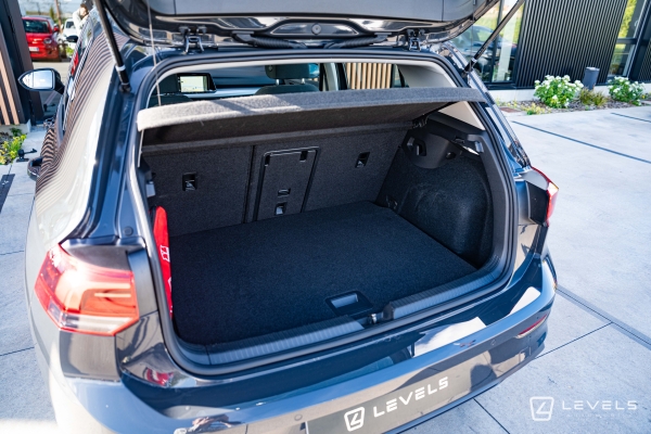  Volkswagen Golf 8 1.0 eTSI 110ch DSG7 Life Business