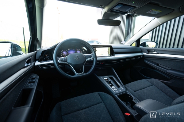  Volkswagen Golf 8 1.0 eTSI 110ch DSG7 Life Business