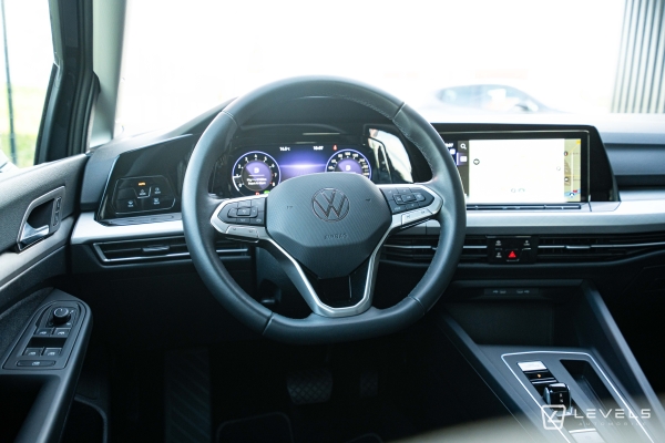  Volkswagen Golf 8 1.0 eTSI 110ch DSG7 Life Business