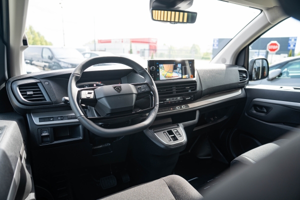 Utilitaire PEUGEOT EXPERT XL 2.2 HDI 180 BVA CABINE APPROFONDIE 5 P 33325 €HT