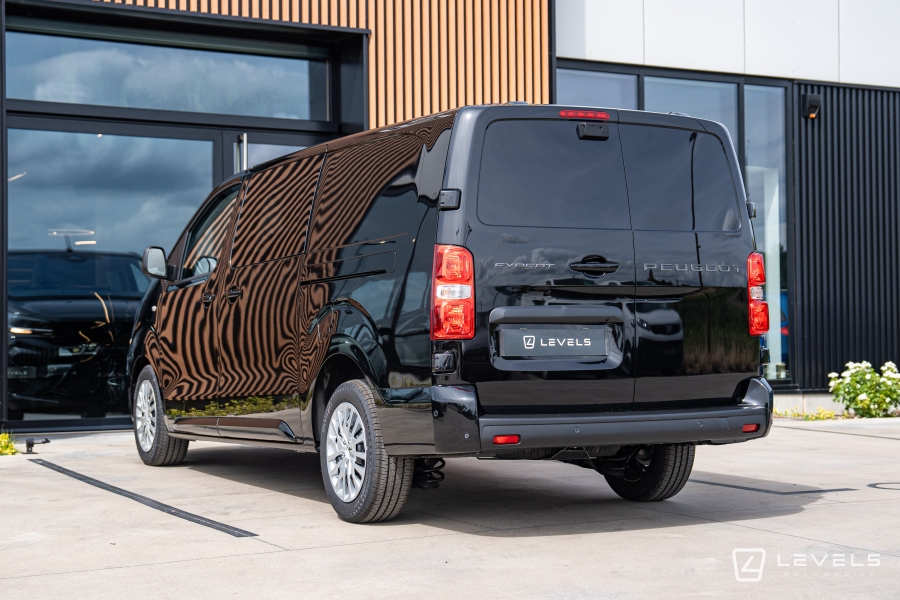 Utilitaire PEUGEOT EXPERT XL 2.2 HDI 180 BVA CABINE APPROFONDIE 5 P 33325 €HT