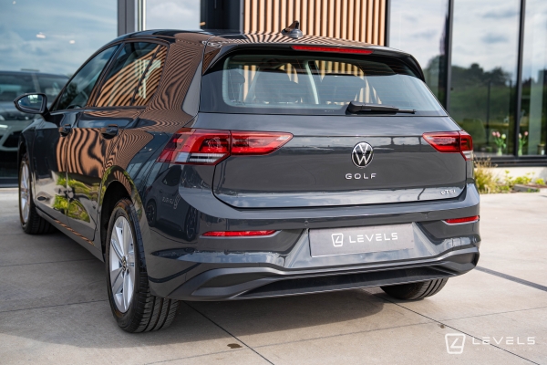  Volkswagen Golf 8 1.0 eTSI 110ch DSG7 Life Business