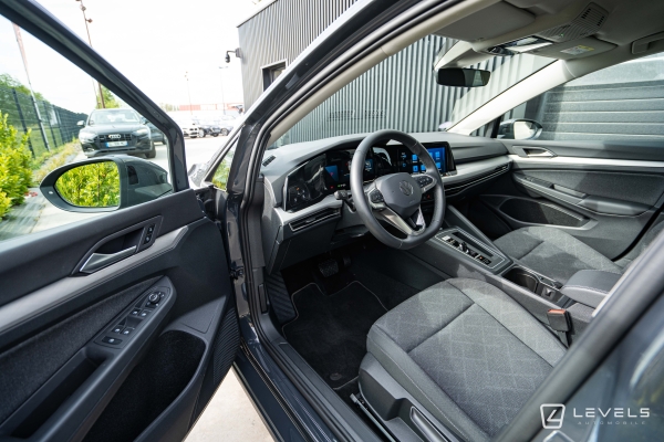  Volkswagen Golf 8 1.0 eTSI 110ch DSG7 Life Business