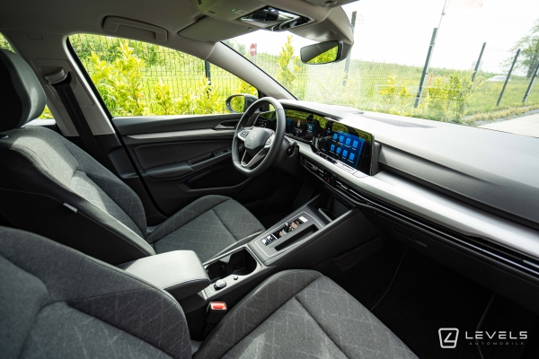  Volkswagen Golf 8 1.0 eTSI 110ch DSG7 Life Business