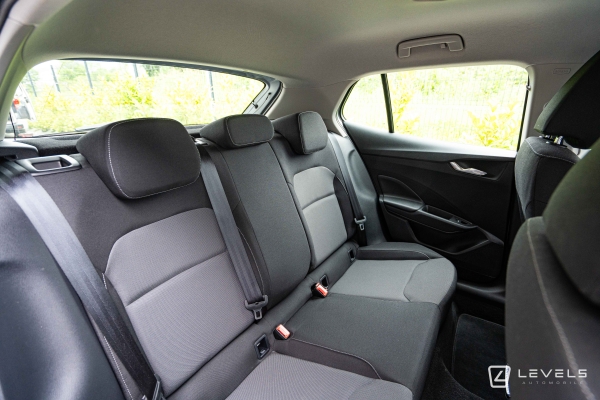 Skoda Fabia Ambition 1.0 MPI 80 Ch BVM5
