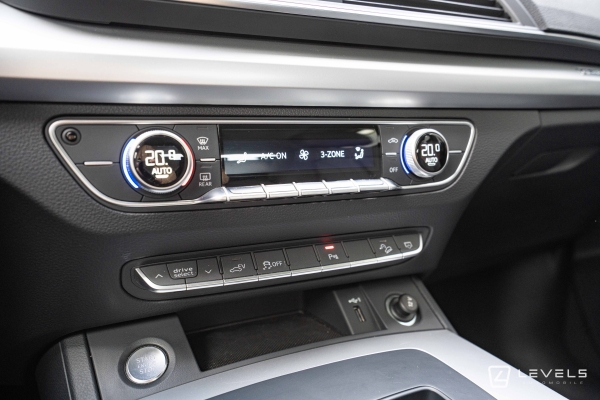 Audi Q5 50 TFSIe 299 Ch Business Executive Quattro S Tronic 7