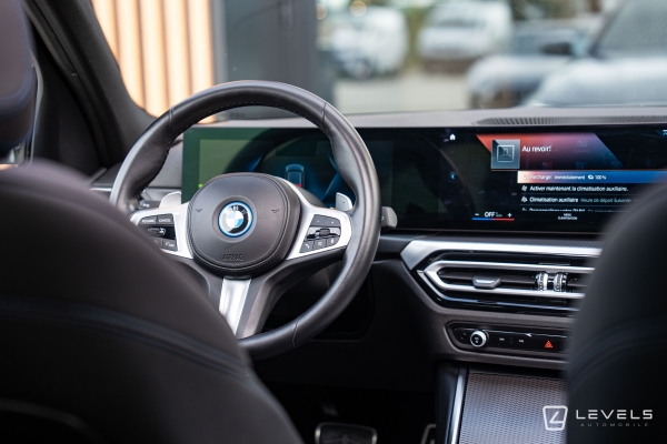 BMW SERIE 320e TOURING 204Ch M Sport