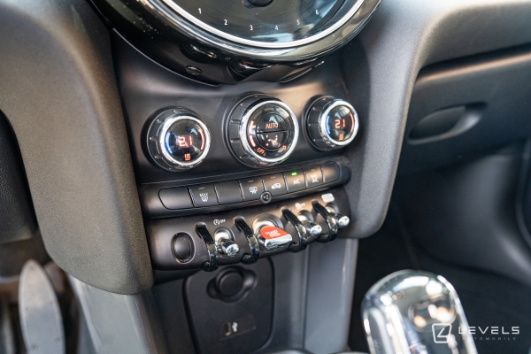 Mini Cooper 136 ch Essential 5P BVA7