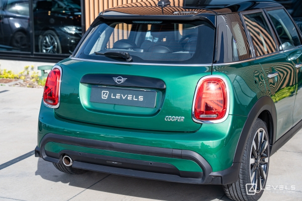 Mini Cooper 136 ch Essential 5P BVA7
