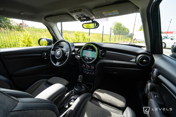 Mini Cooper 136 ch Essential 5P BVA7