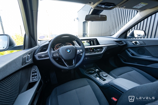 BMW Serie 1 116d Business Design BVA