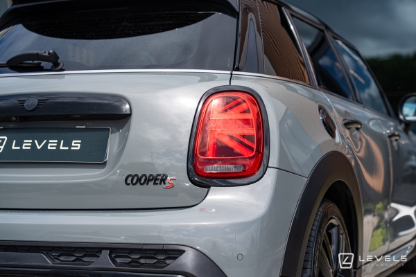 Mini Cooper S 178 Ch Pack JCW BVA7
