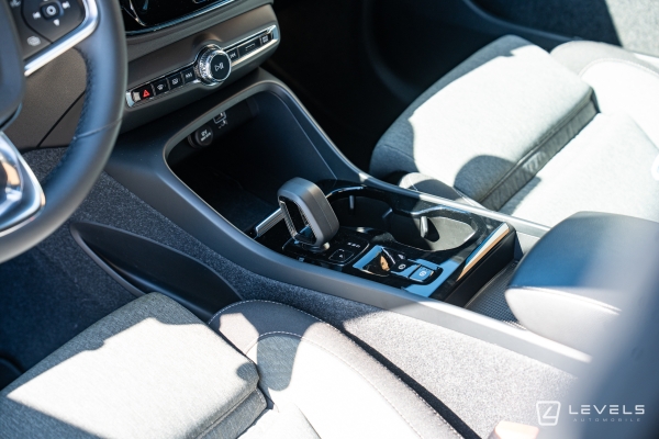  Volvo XC40 T5 Recharge 262 Ch Plus
