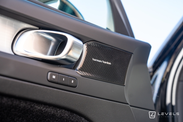 Volvo XC40 T5 Recharge 262 Ch Plus