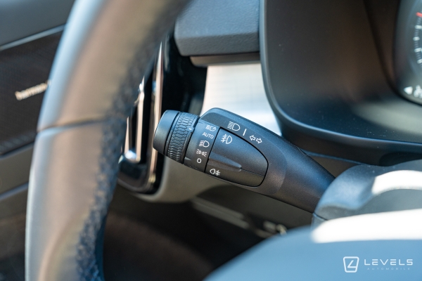  Volvo XC40 T5 Recharge 262 Ch Plus