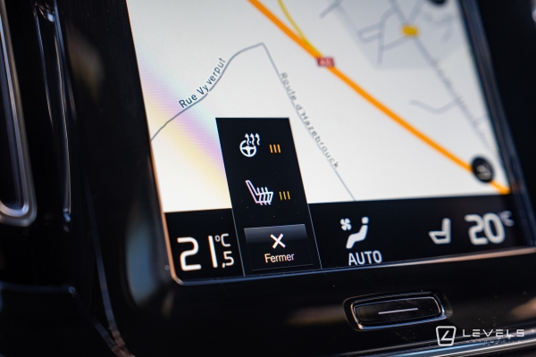  Volvo XC40 T5 Recharge 262 Ch Plus