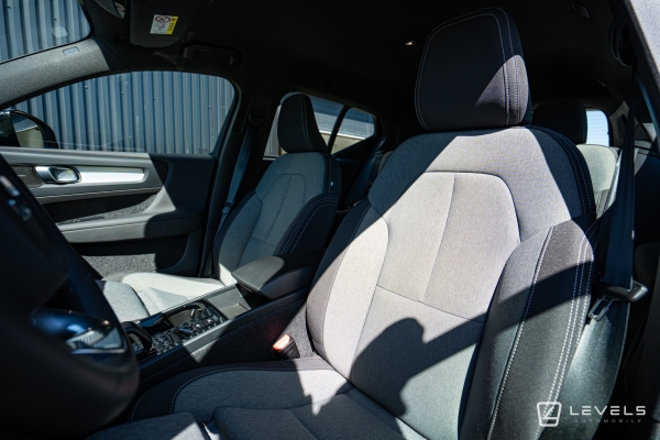  Volvo XC40 T5 Recharge 262 Ch Plus
