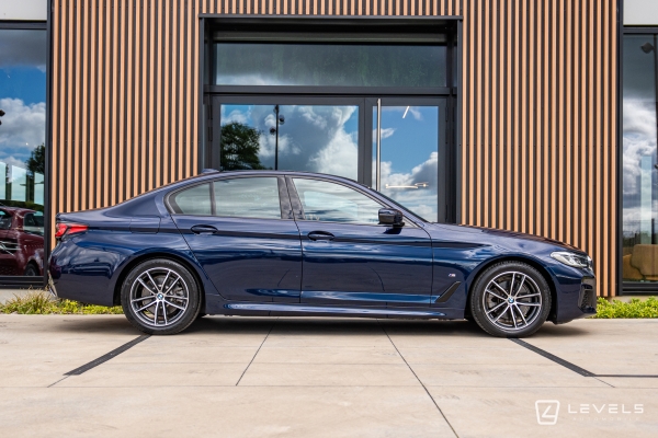 BMW Serie 520i 184 ch M Sport BVA8