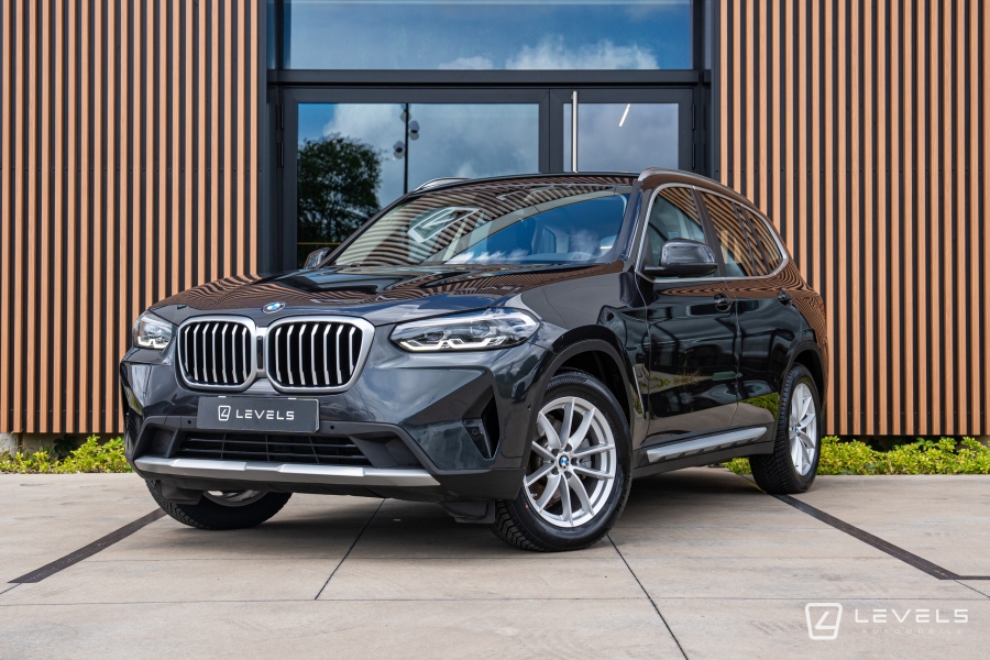 BMW X3 18D Sdrive 150 ch XLine