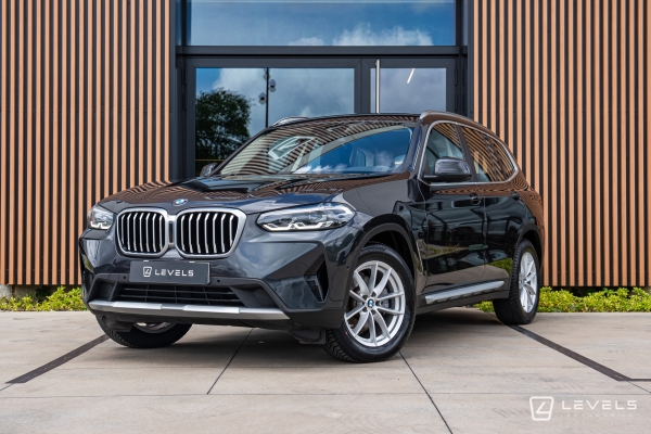BMW X3 18D Sdrive 150 ch XLine