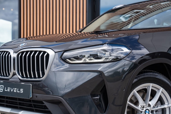 BMW X3 18D Sdrive 150 ch XLine