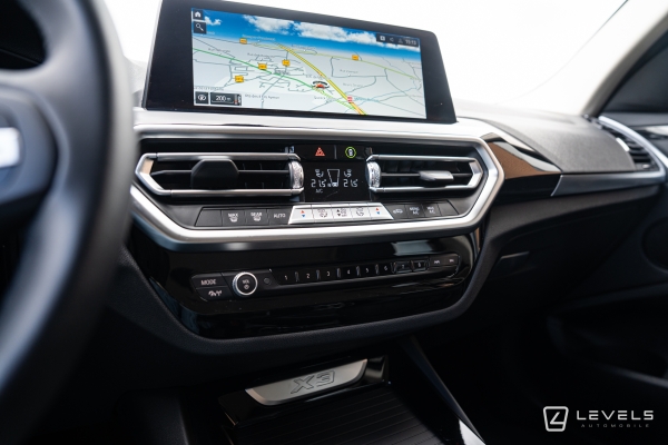 BMW X3 18D Sdrive 150 ch XLine
