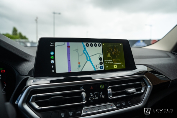 BMW X3 18D Sdrive 150 ch XLine