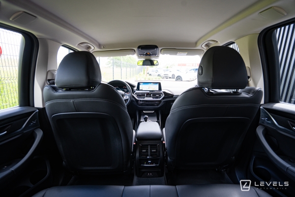 BMW X3 18D Sdrive 150 ch XLine