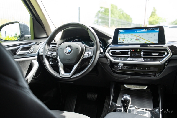 BMW X3 18D Sdrive 150 ch XLine