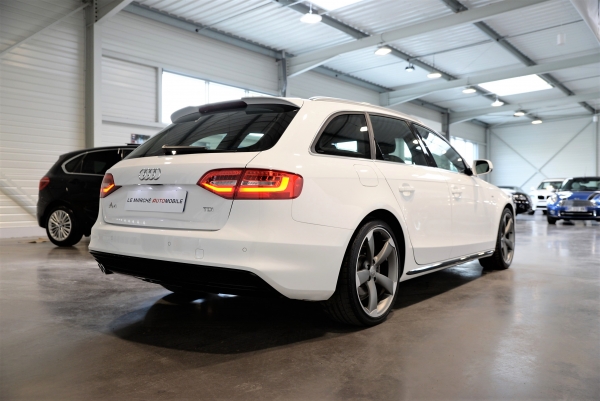 AUDI A4 AVANT TDI 150 S LINE COMPETITION PLUS