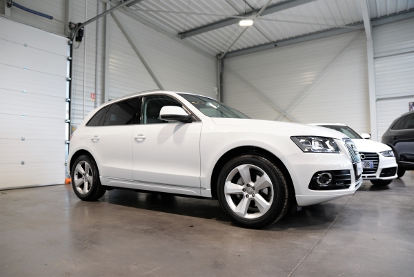 Audi Q5 2.0 TDI 150 CH S AMBITION LUXE BV6