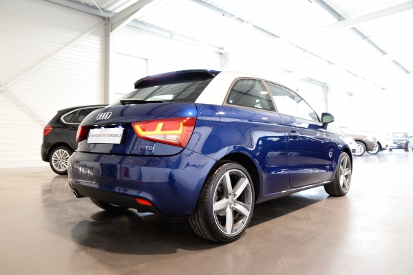 Audi A1 1.6 tdi 105 AMBITION LUXE